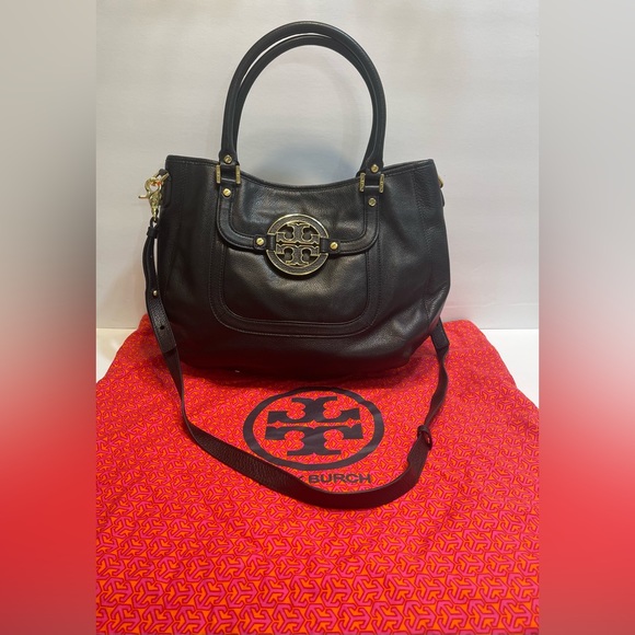Tory Burch Amanda Classic Hobo Black 🎁🎈